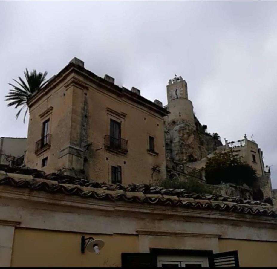 Casa Vacanza Vico Medica Módica Exterior foto